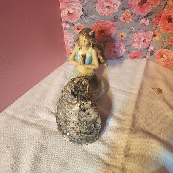 DECOUPAGE OYSTER SHELL   - Picture 2 of 2